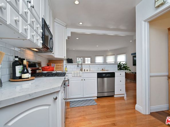 4226 Greenbush Avenue, Sherman Oaks CA 91423