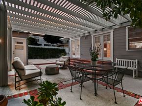 4226 Greenbush Avenue, Sherman Oaks CA 91423