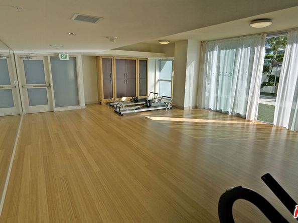 13700 Marina Pointe Drive 1219, Marina Del Rey CA 90292