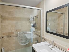 1040 4th Street 108, Santa Monica CA 90403