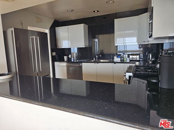 101 California Avenue 802, Santa Monica CA 90403