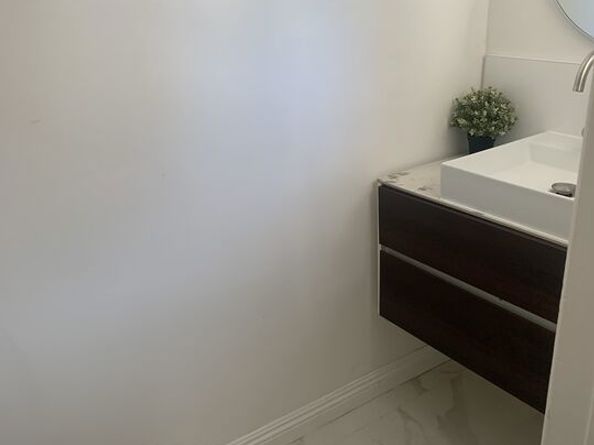 1937 W 80th Street, Los Angeles CA 90047