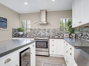 500 N Lamer Street, Burbank CA 91506