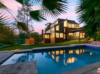 6649 Zumirez Drive