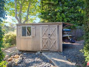 6649 Zumirez Drive, Malibu CA 90265