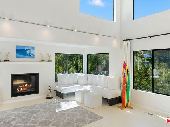 6649 Zumirez Drive, Malibu CA 90265
