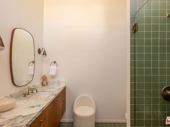 1345 Casiano Road, Los Angeles CA 90049