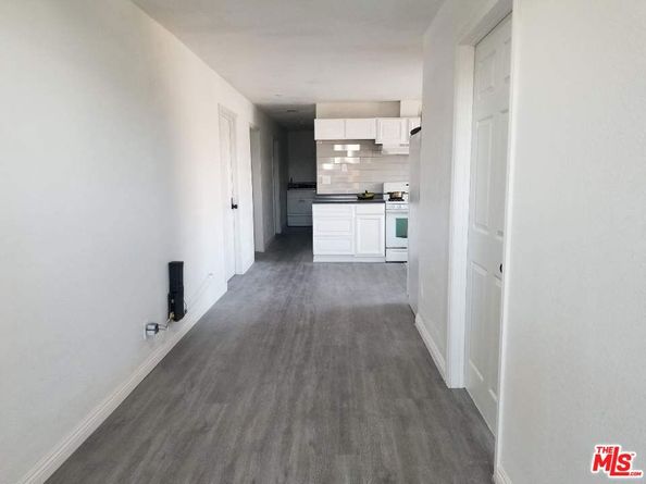 1281 W 35th Street, Los Angeles CA 90007