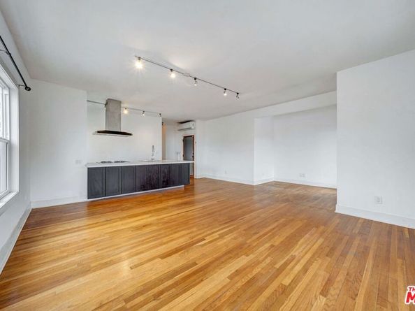 1216 N Kenmore Avenue, Los Angeles CA 90029