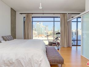 1111 S Grand Avenue 711, Los Angeles CA 90015