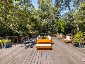 681 Brooktree Road, Santa Monica CA 90402