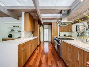 681 Brooktree Road, Santa Monica CA 90402