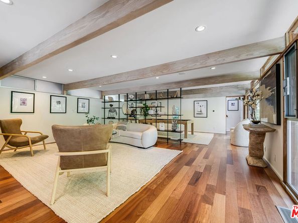 681 Brooktree Road, Santa Monica CA 90402