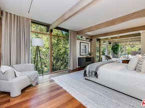 681 Brooktree Road, Santa Monica CA 90402