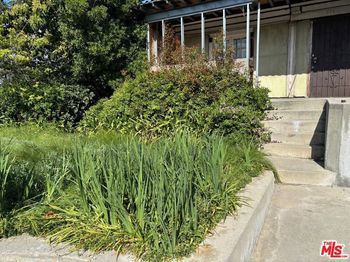 770 N Alexandria Avenue