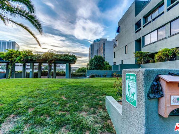 880 W 1st Street 604, Los Angeles CA 90012