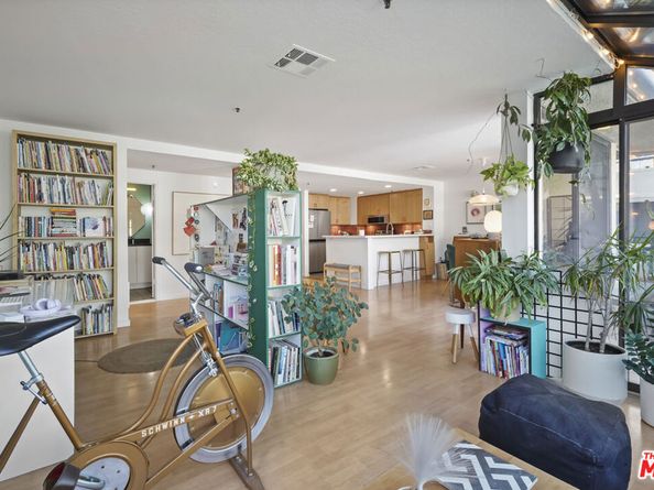 880 W 1st Street 604, Los Angeles CA 90012