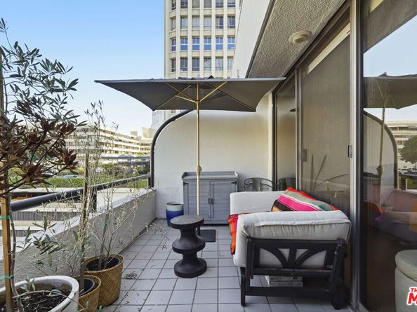 880 W 1st Street 604, Los Angeles CA 90012