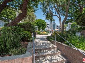 8160 Manitoba Street 208, Playa Del Rey CA 90293