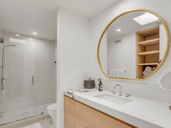 2392 Century Hill, Los Angeles CA 90067