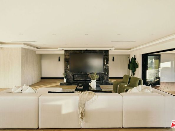 5328 W 62nd Street, Los Angeles CA 90056