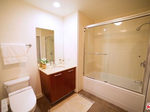 645 W 9th Street 237, Los Angeles CA 90015