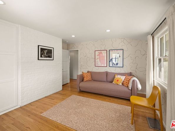 3241 Federal Avenue, Los Angeles CA 90066