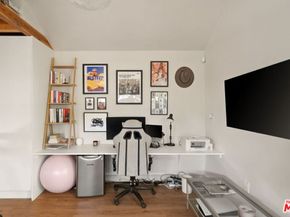 3241 Federal Avenue, Los Angeles CA 90066