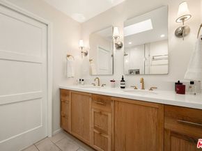 3241 Federal Avenue, Los Angeles CA 90066