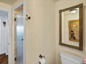 15570 Briarwood Drive, Sherman Oaks CA 91403