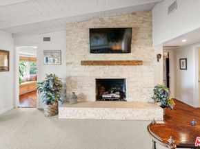 15570 Briarwood Drive, Sherman Oaks CA 91403