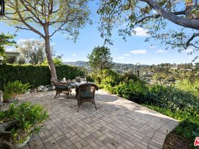 15570 Briarwood Drive, Sherman Oaks CA 91403