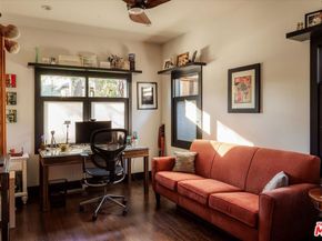 4244 Bluebell Avenue, Studio City CA 91604