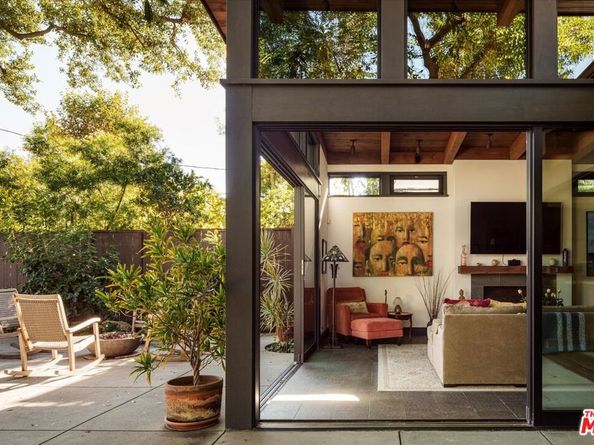 4244 Bluebell Avenue, Studio City CA 91604