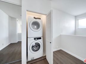 525 S Berendo Street 405, Los Angeles CA 90020