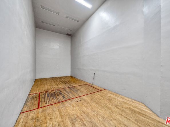 525 S Berendo Street 405, Los Angeles CA 90020