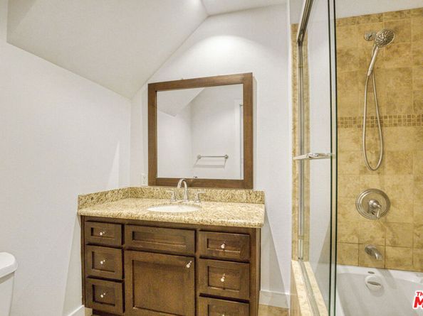 13331 Moorpark Street 352, Sherman Oaks CA 91423