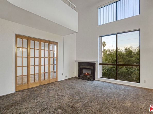 13331 Moorpark Street 352, Sherman Oaks CA 91423