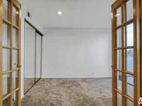 13331 Moorpark Street 352, Sherman Oaks CA 91423