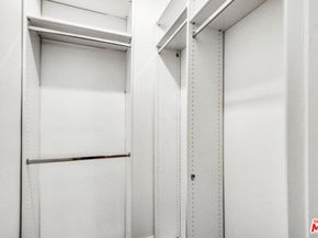 13331 Moorpark Street 352, Sherman Oaks CA 91423