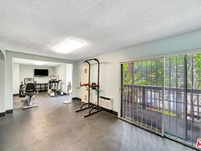 320 S Ardmore Avenue 236, Los Angeles CA 90020