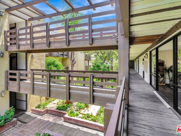 320 S Ardmore Avenue 236, Los Angeles CA 90020