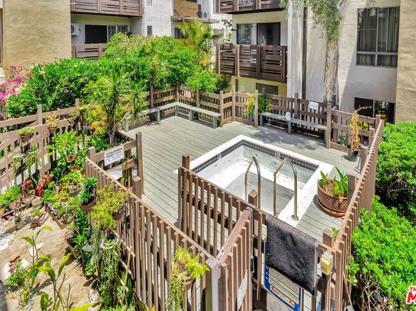 320 S Ardmore Avenue 236, Los Angeles CA 90020