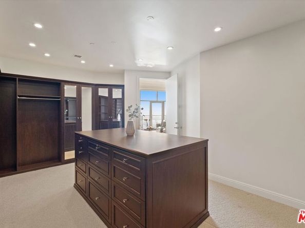 10776 Wilshire Boulevard 1904, Los Angeles CA 90024