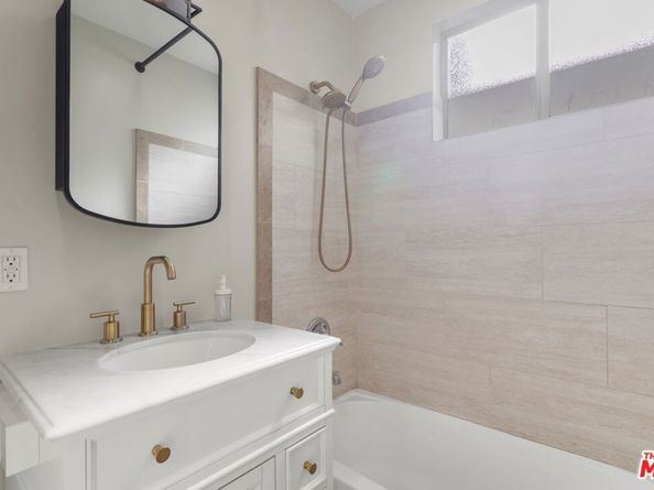 800 N Eucalyptus Avenue 108, Inglewood CA 90302