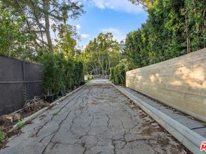 1185 Angelo Drive, Beverly Hills CA 90210