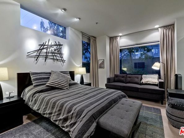 1137 Hacienda Place 104, West Hollywood CA 90069