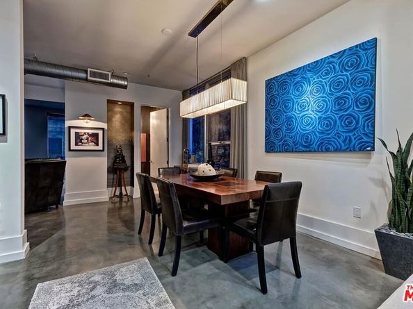 1137 Hacienda Place 104, West Hollywood CA 90069