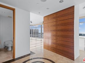 165 6th Avenue 2803, San Diego CA 92101