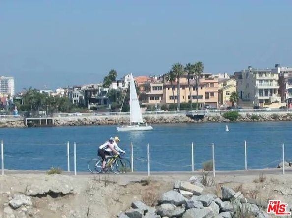 8352 Zitola Terrace, Playa Del Rey CA 90293